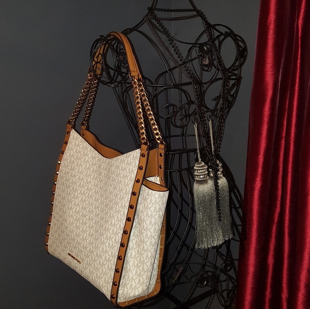 NWT Michael Kors shoulder bag